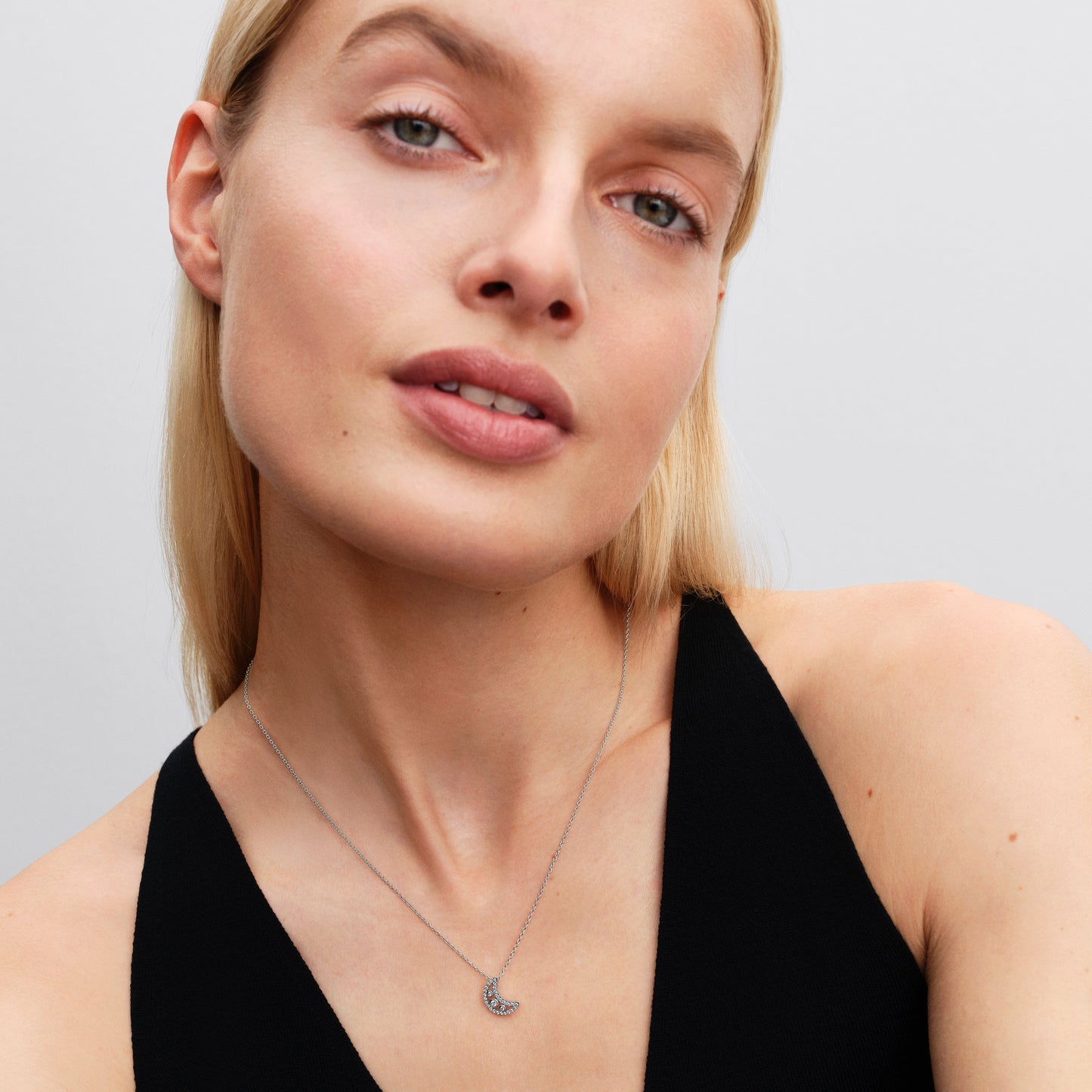 Crescent Moon Pendant Necklace Premium Fashion Jewelry Gift Collection