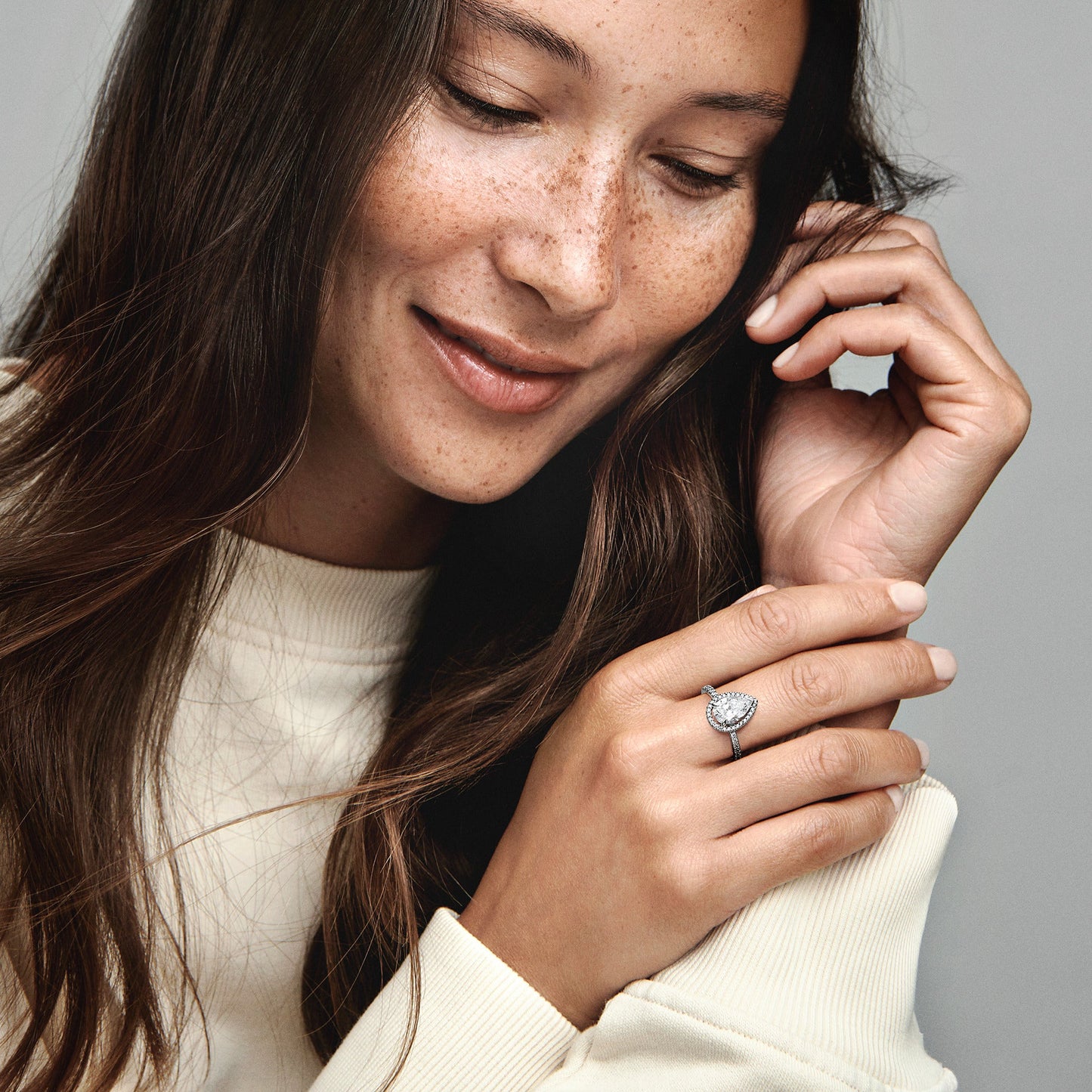 Sparkling Pear Halo Ring Popular Style Premium Collection