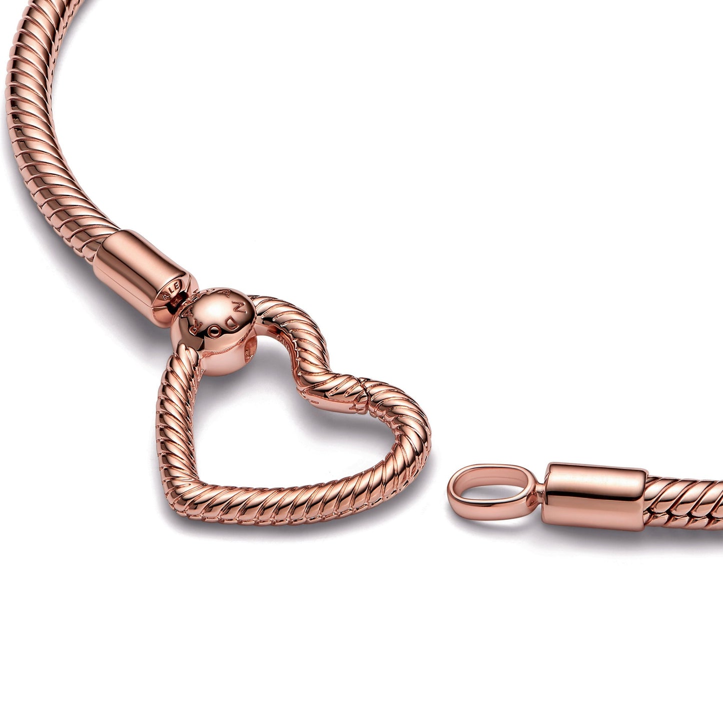 Pandora Moments Heart Closure Snake Chain Bracelet Premium Fashion Jewelry Gift Collection