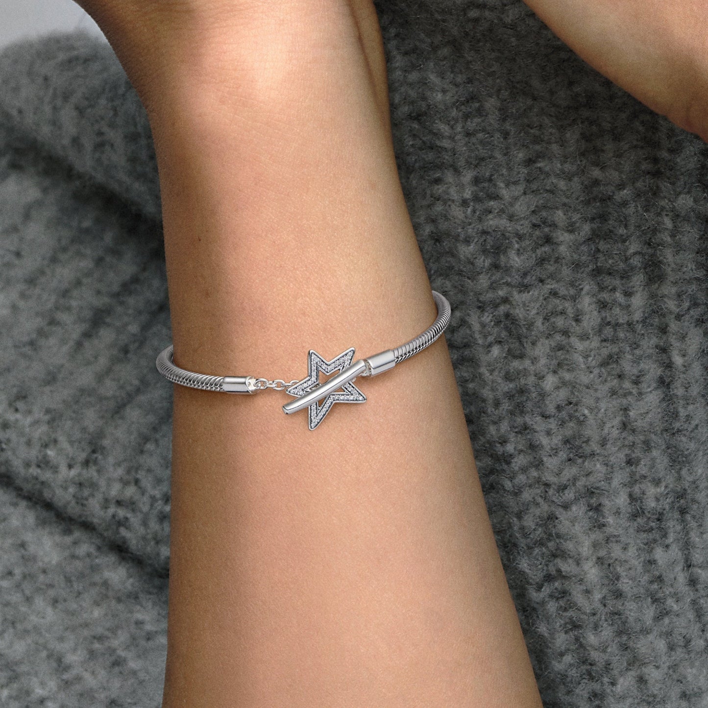 Pandora Moments Asymmetric Star T-bar Snake Chain Bracelet Premium Fashion Jewelry Gift Collection
