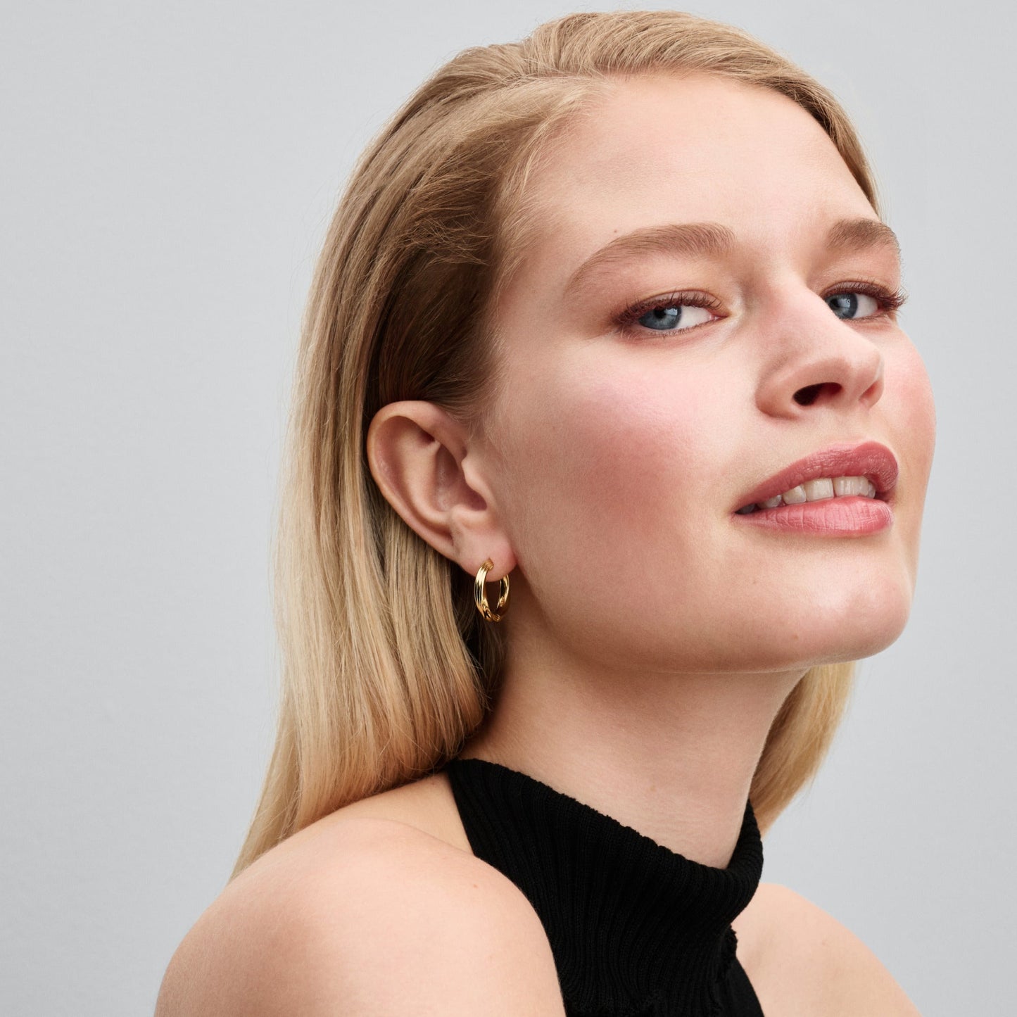 Twisted Hoop Earrings Popular Style Premium Collection