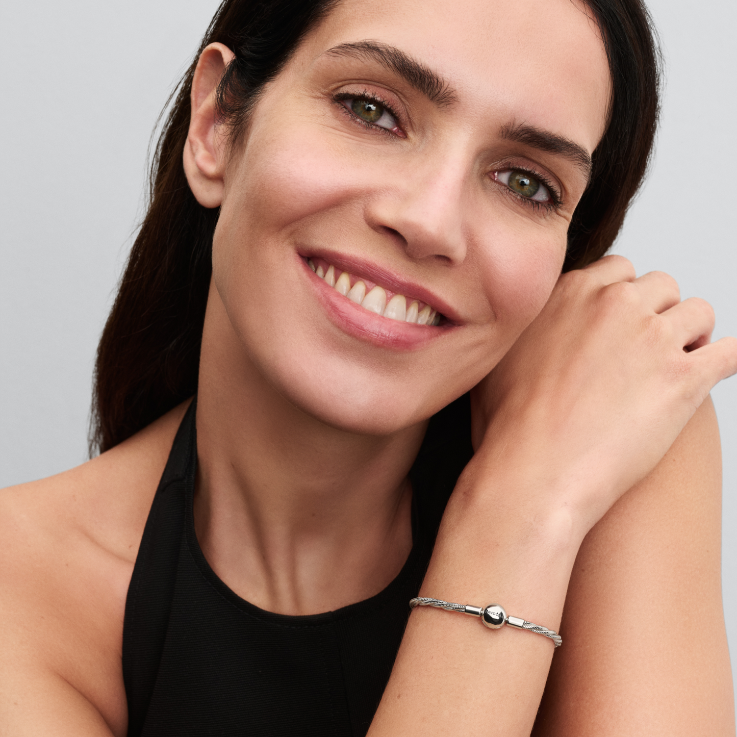 Round Pandora Clasp Twisted Snake Chain Premium Fashion Jewelry Gift Collection