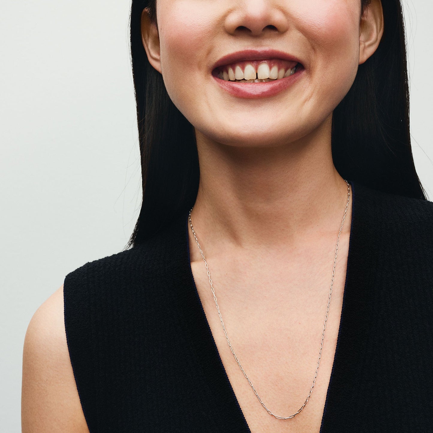 Elongated Link Chain Necklace Premium Fashion Jewelry Gift Collection