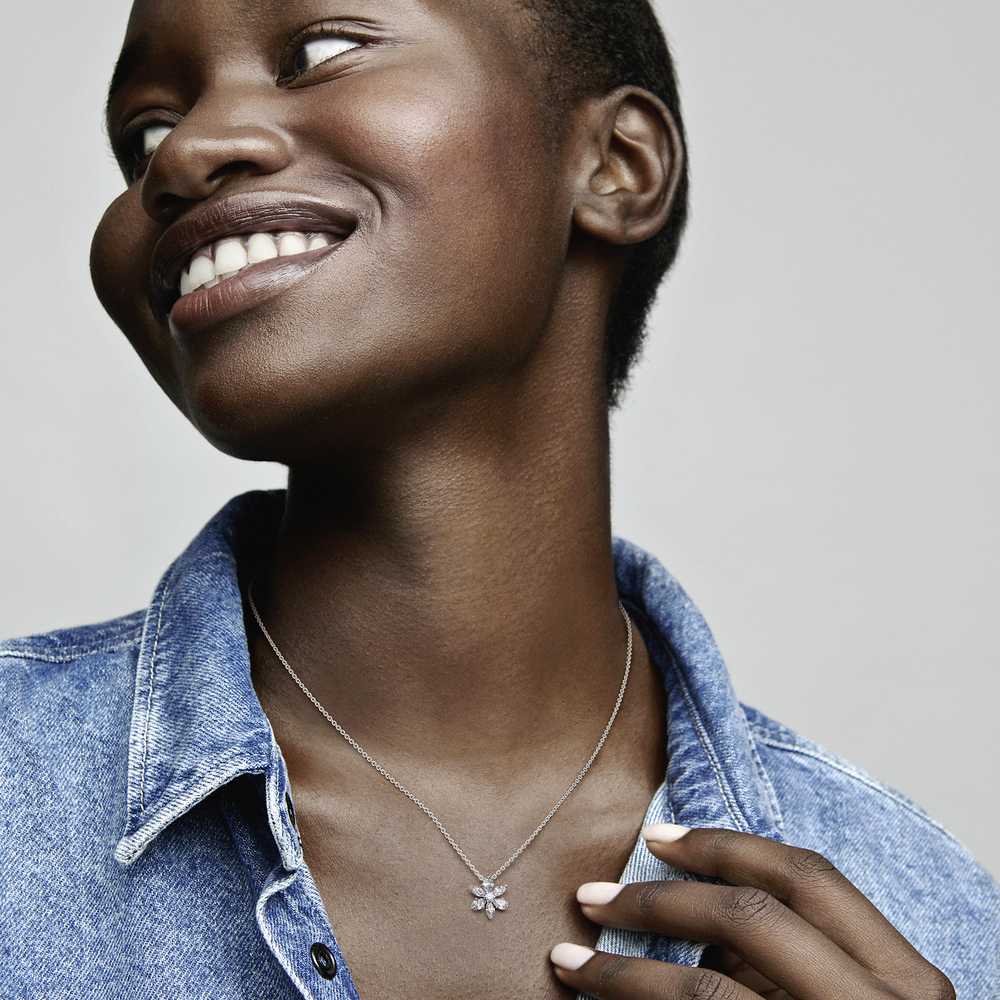 Sparkling Herbarium Cluster Pendant Necklace Premium Fashion Jewelry Gift Collection
