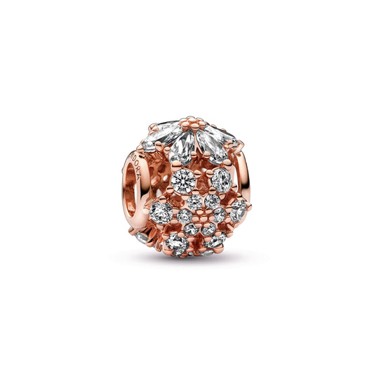 Sparkling Herbarium Cluster Round Charm Premium Fashion Jewelry Gift Collection