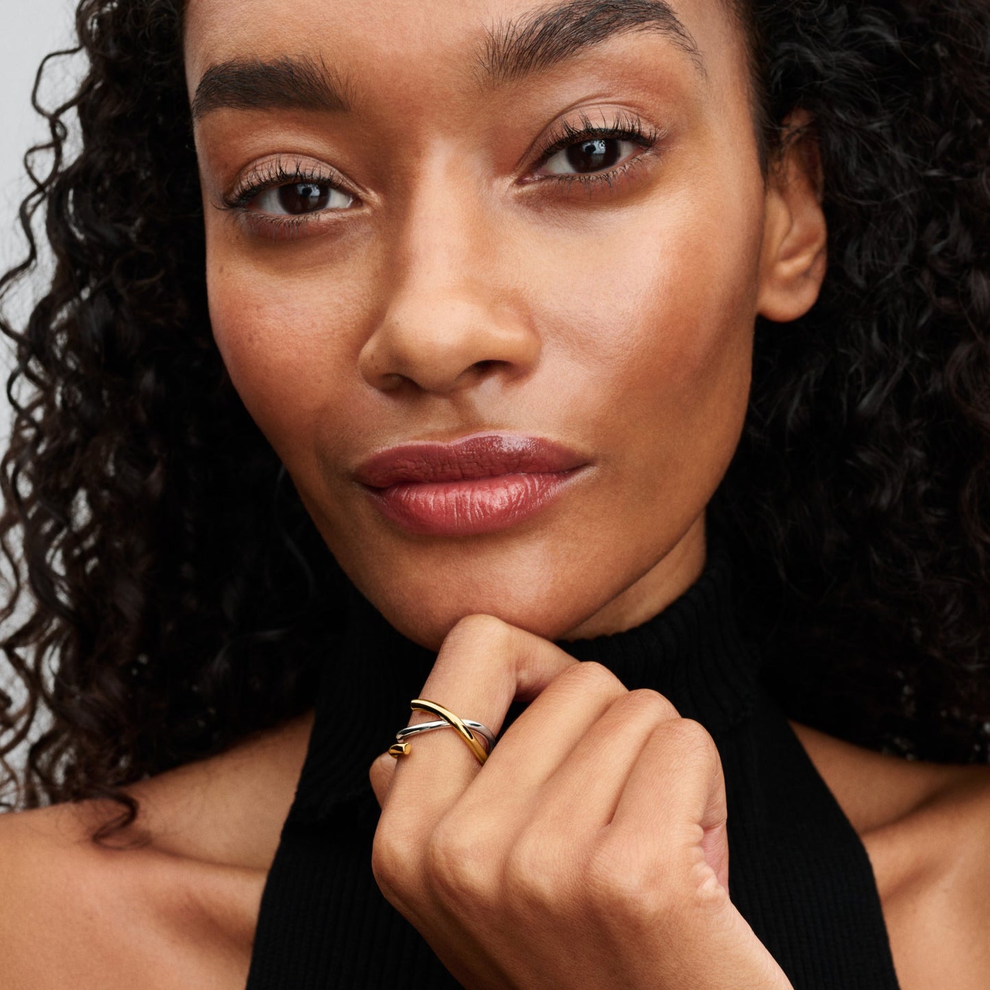 Organically Shaped Two-tone Double Ring Popular Style Premium Collection
