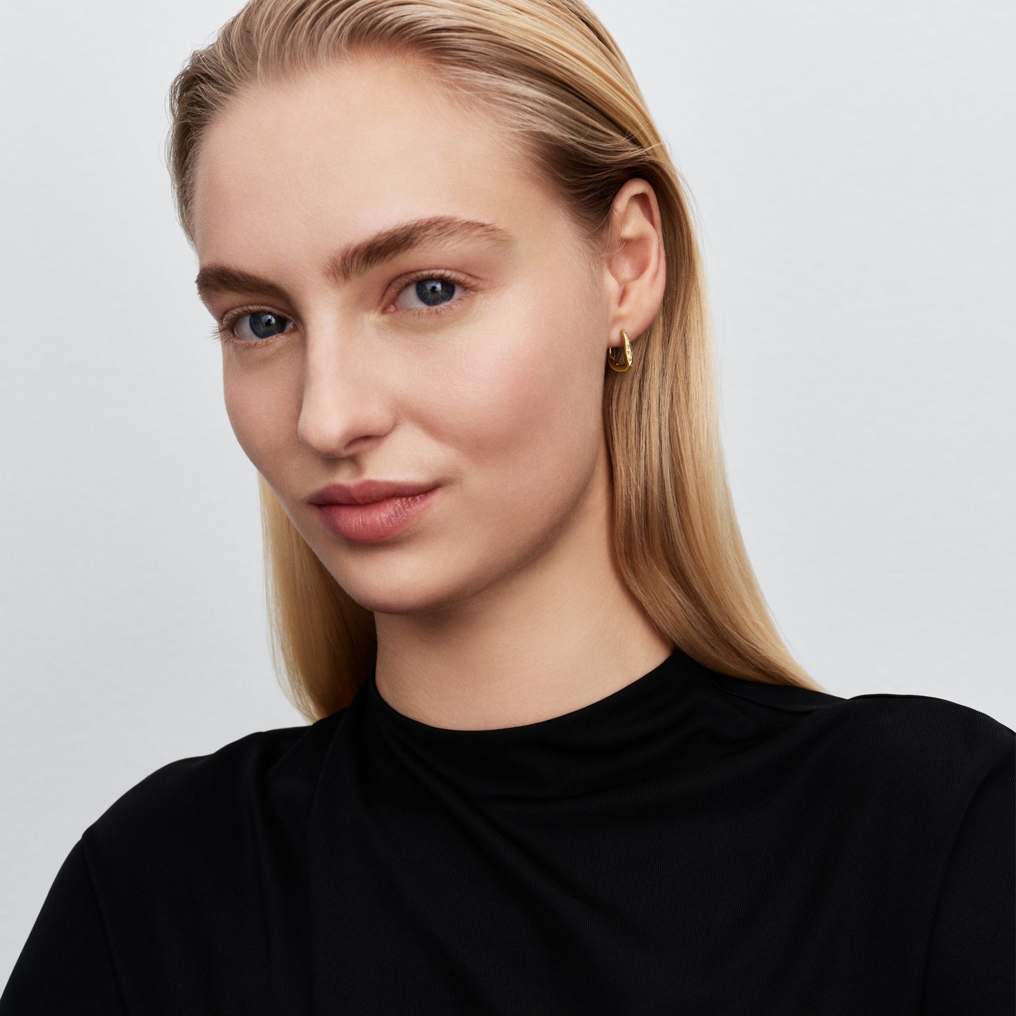 Organically Shaped Stone-Set Hoop Earrings Popular Style Premium Collection