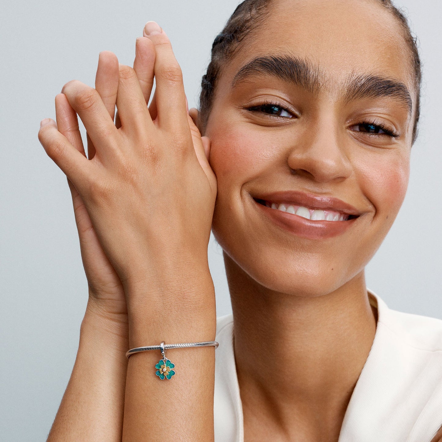 2025 Four Leaf Clover Lab-Grown Diamond Dangle Charm Premium Fashion Jewelry Gift Collection