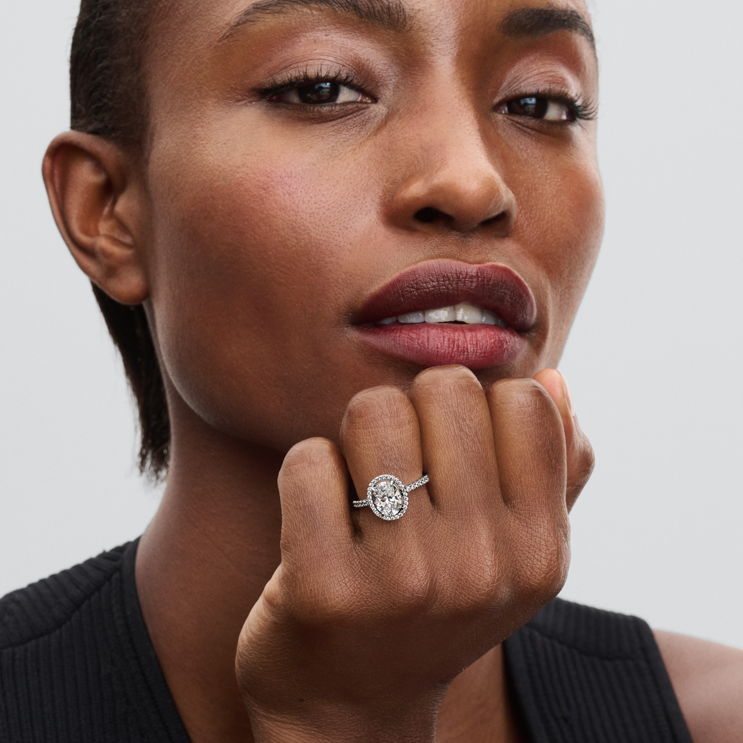 Oval Sparkling Halo Statement Ring Popular Style Premium Collection